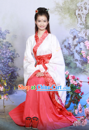 Standard Traditional Hanfu Outfits and Hair Accessories for Women