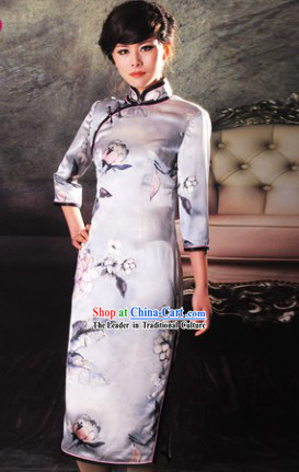 Traditional Chinese Silk Long Cheongsam for Women