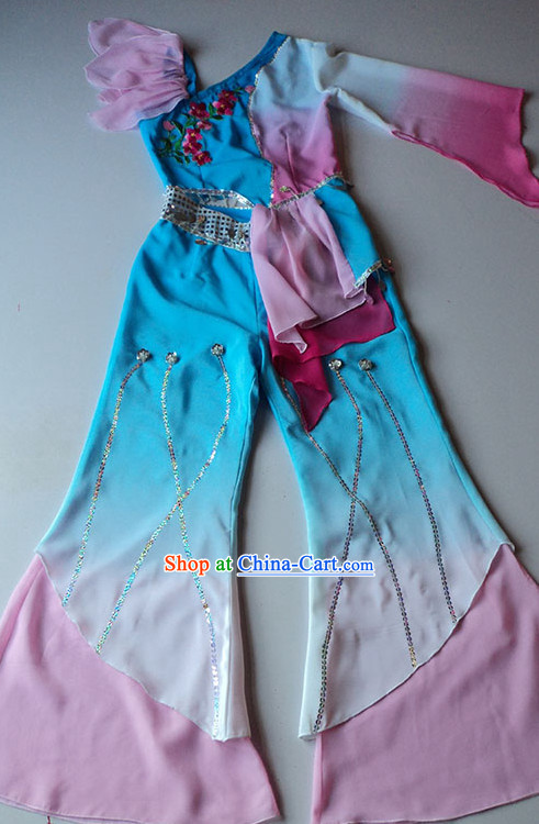 Beautiful Fan Dancing Suit for Women