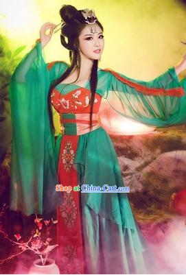 Tang Dynasty Lady Clothing and Hair Accessories Complete Set