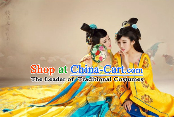 Tang Dynasty Empress Costumes and Hair Accessories.