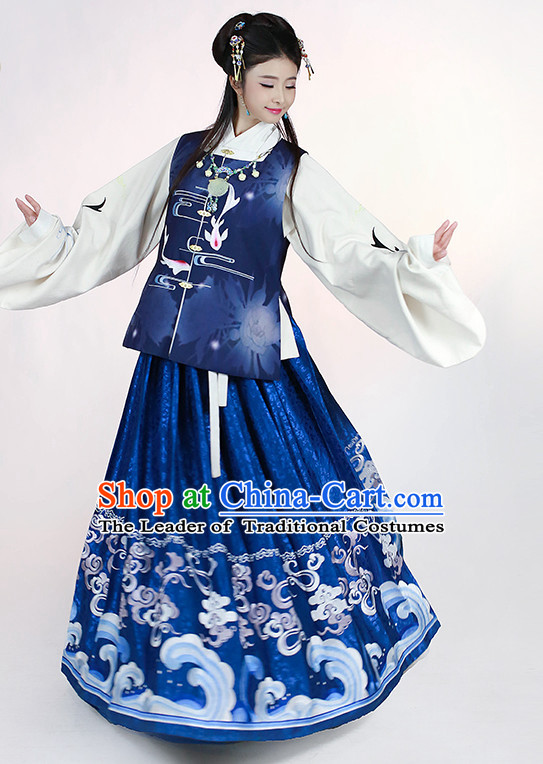 Ming Dynasty Clothing Chinese Ancient Costumes and Hair Accessories for Women