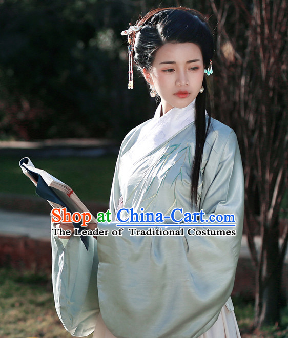 Ming Dynasty Clothing Chinese Ancient Costumes and Hair Accessories for Women