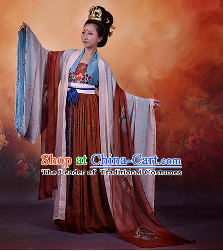 Chinese Tang Dynasty Wear Clothing and Hair Jewelry Complete Set for Women