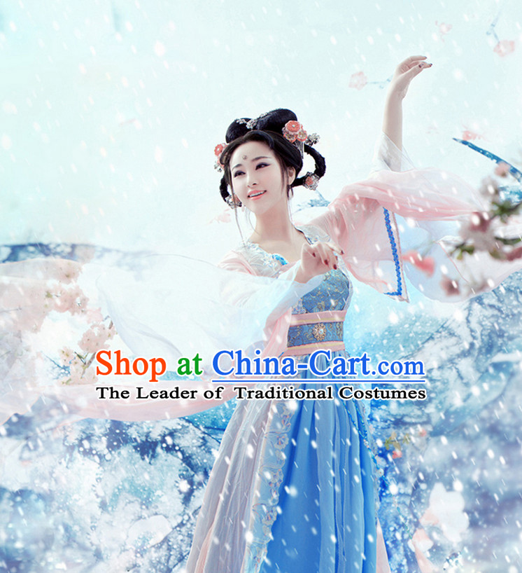 Chinese Ancient Beauty Costumes and Hair Accessories Complete Set for Women