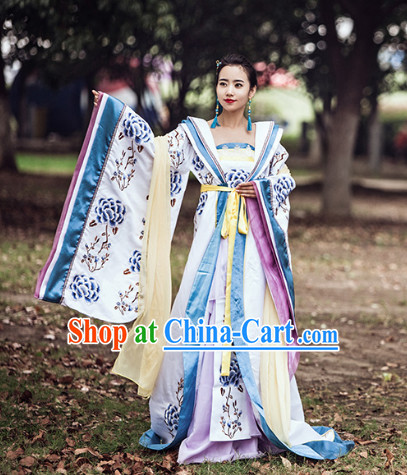 Chinese Traditional Princess Clothing and Hair Accessories Complete Set