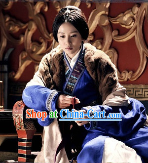 Chinese Ethnic Minority Noblewoman Clothes