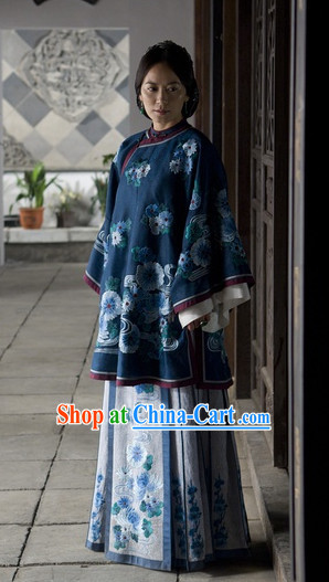 Chinese Classic Noblewoman Movies Costumes and Hair Accessories