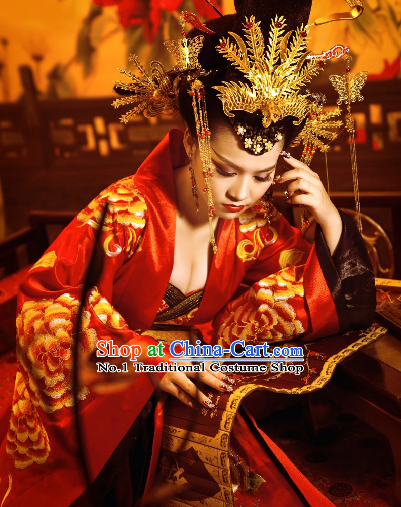 China Ancient Empress Clothes and Phoenix Hair Accessories