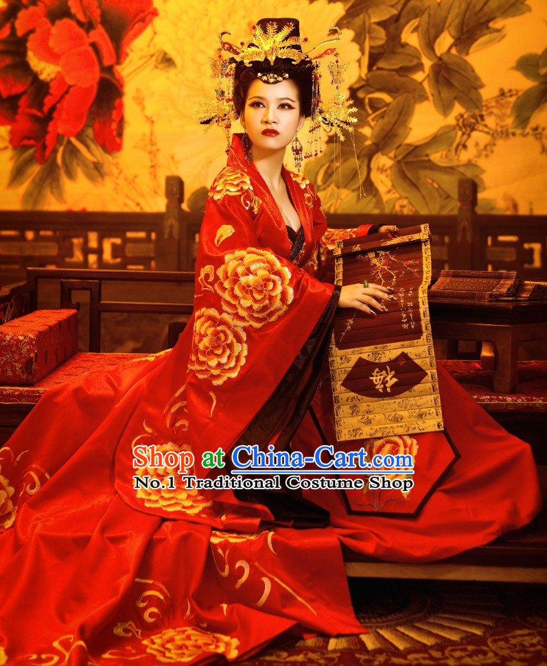 China Ancient Empress Clothes and Phoenix Hair Accessories