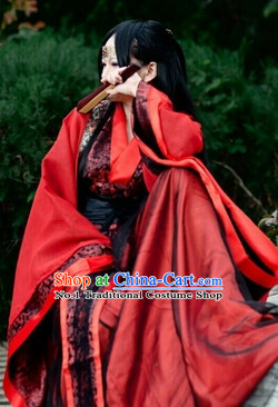 Traditional Red Swordswoman Costume of China