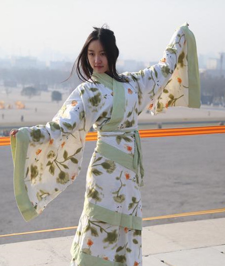 Chinese Hanfu Quju Clothing for Women