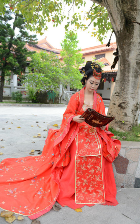 China Red Wedding Dress Asian Costumes Asian Fashion Chinese Fashion Asian Fashion online