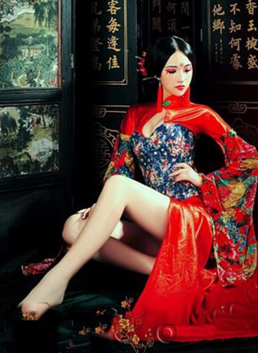 Chinese Traditional Folk Bridal Wedding Dress