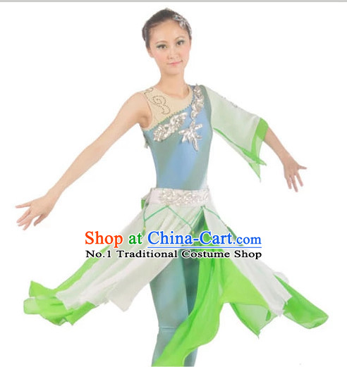 Chinese Classical Dancewear and Headwear for Women