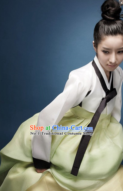 Top Korean Folk Clothing Complete Set for Women