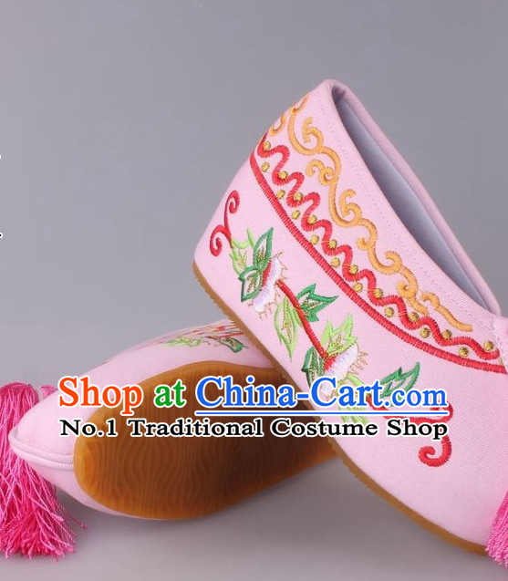 Chinese Beijing Opera Hua Dan Hua Tan Embroidered Flower Shoes for Women