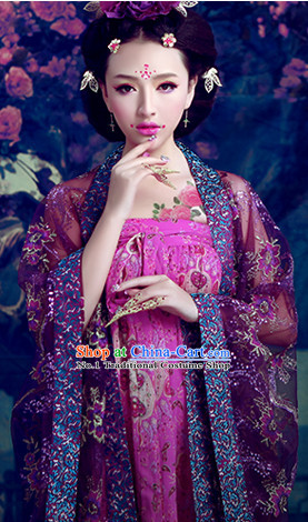 Ancient Chinese Palace Maid of Honor Costumes and Hair Accessories