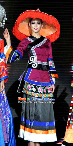 Tradiitonal Chinese Guangxi Province Ethnic National Costumes and Hat Complete Set for Women