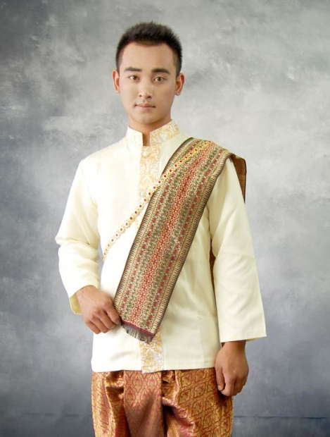 thai male wedding outfit