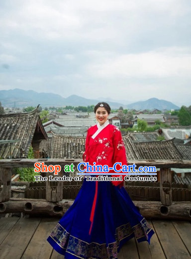 Chinese Ming Dynasty Clothes for Women