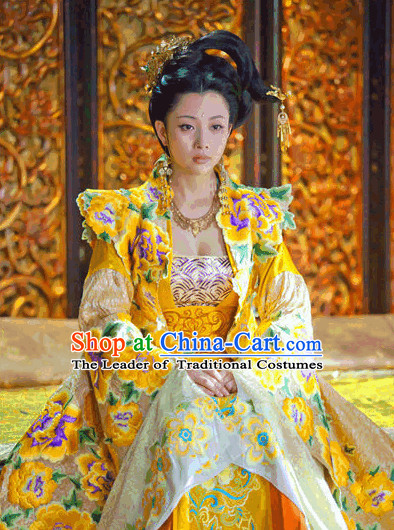 Tang Dyasty Queen Clothing and Hair Accessories Complete Set