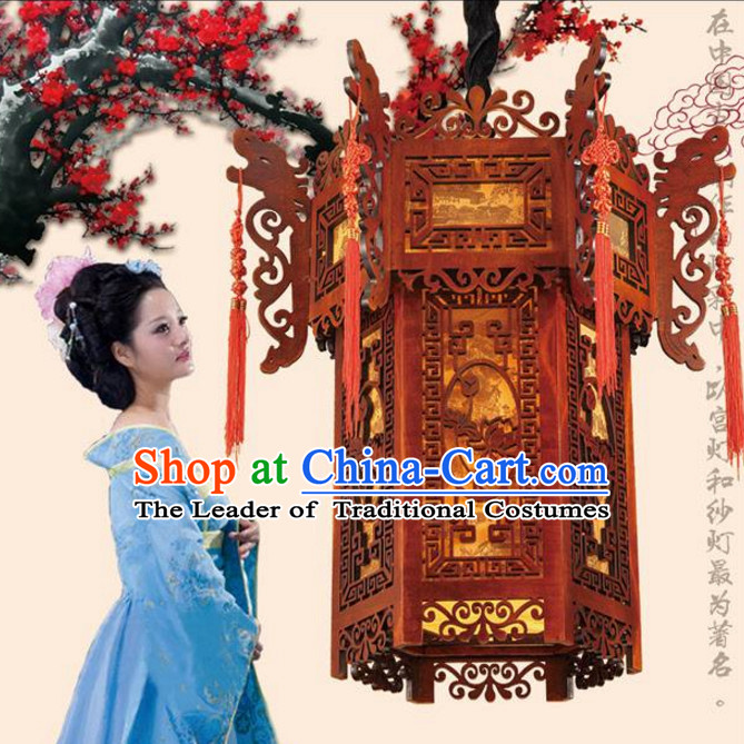 Chinese Ancient Handmade and Carved Natural Wood Hanging Lantern