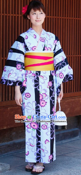 Traditional Japanese White Kimono Fashion Furisode Yukata Clothing Stain Robe Dress online Complete Set for Women