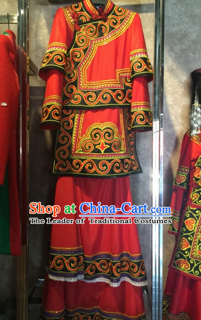 Chinese Folk Ethnic Traditional Garment Suits and Hat Complete Set for Women