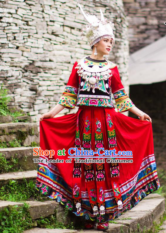 Traditional Chinese Miao Nationality Dancing Costume Accessories Necklace, Hmong Female Folk Dance Ethnic Pleated Skirt and Headwear, Chinese Minority Nationality Embroidery Costume and Hat for Women