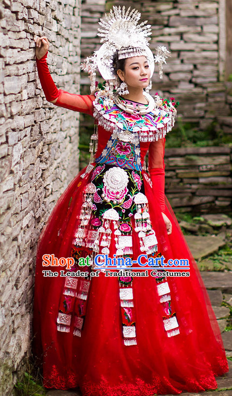 Chinese Ethnic Groups Wear Dresses Traditional Clothing for Women