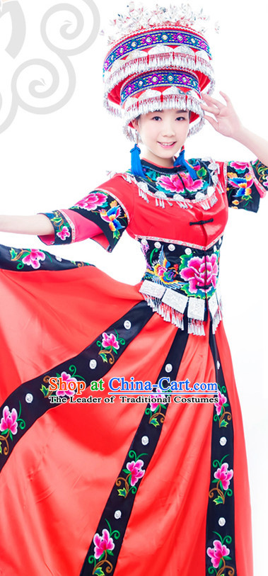Chinese Ethnic Groups Wear Dresses Traditional Clothing for Women
