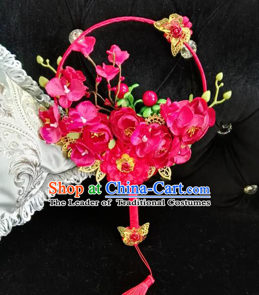 Traditional Handmade Chinese Ancient Wedding Catwalks Round Fans, Hanfu Palace Lady Bride Rosy Flowers Mandarin Fans for Women