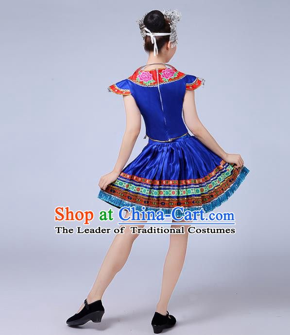 Traditional Chinese Yangge Fan Dancing Costume Modern Dance Dress Clothing and Headwear