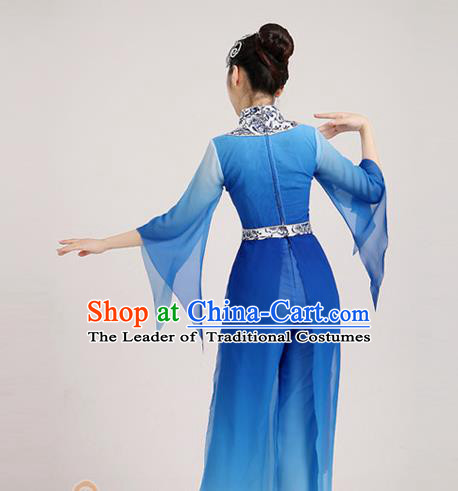 Traditional Chinese Yangge Fan Dancing Costume Modern Dance Dress Clothing and Headwear