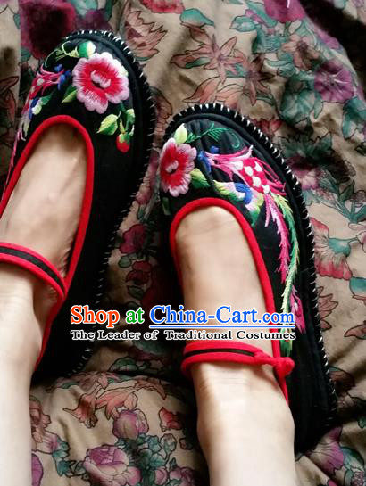 Traditional Chinese National Embroidered Shoes Handmade Black Satin Shoes, China Hanfu Embroidery Phoenix Flowers Wedding Shoes for Women