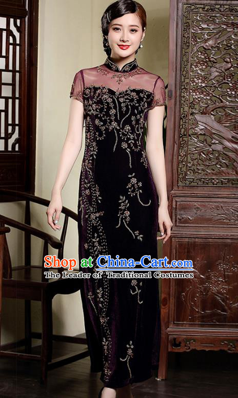 Traditional Chinese National Costume Purple Velvet Qipao, Top Grade Tang Suit Stand Collar Cheongsam Dress for Women