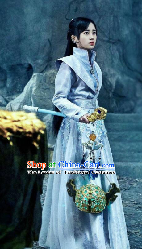 Asian China Tang Dynasty Swordswoman Costume, Traditional Chinese Ancient Chivalrous Women Hanfu Clothing