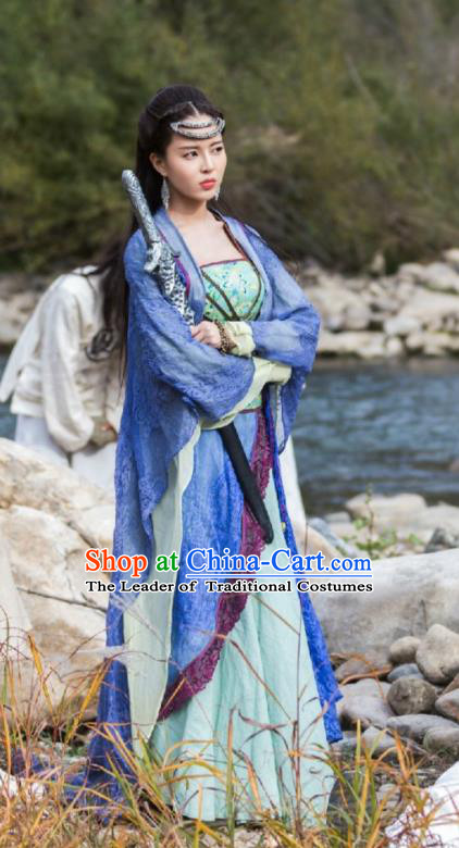 Asian China Tang Dynasty Swordswoman Costume, Traditional Chinese Ancient Chivalrous Women Clothing and Headpiece Complete Set