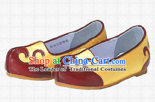 Traditional Korean National Embroidered Shoes, Asian Korean Hanbok Children Yellow Shoes for Boys