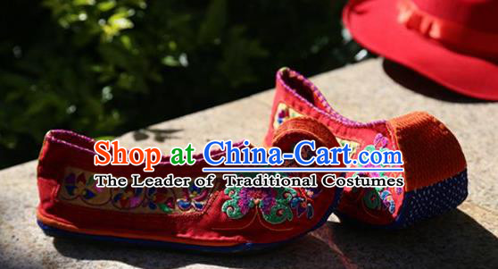 Traditional Chinese Ancient Princess Red Cloth Shoes Embroidered Shoes, China Handmade Embroidery Peony Hanfu Shoes for Women