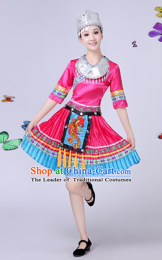Traditional Chinese Miao Nationality Dance Costume, Chinese Minority Hmong Folk Dance Rosy Pleated Skirt Embroidery Costume for Women