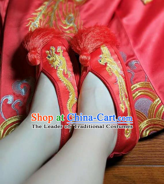 Traditional Chinese Ancient Bride Red Embroidered Shoes, China Handmade Wedding Hanfu Embroidery Dragon and Phoenix Shoes for Women