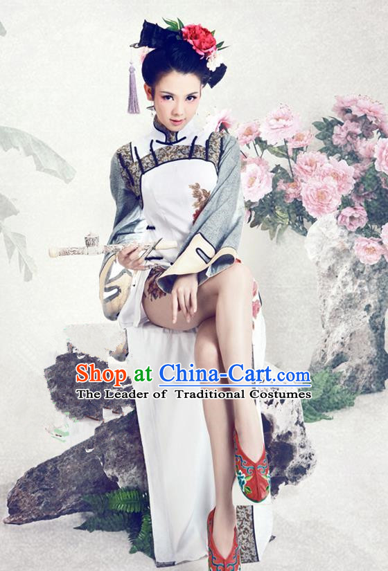 Traditional Ancient Chinese Imperial Consort Sexy Costume, Chinese Qing Dynasty Manchu Lady Dress, Chinese Mandarin Robes Imperial Concubine Embroidered Peony Clothing for Women