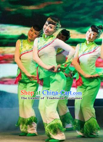 Traditional Chinese Yangge Fan Dancing Costume, Folk Dance Yangko Mandarin Collar Blouse and Pants Uniforms, Classic Umbrella Lotus Dance Elegant Dress Drum Dance Green Clothing for Women