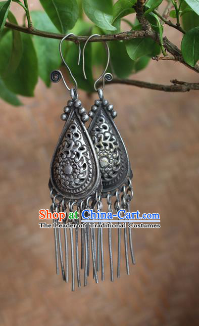 Traditional Chinese Miao Nationality Crafts Jewelry Accessory Classical Earbob Accessories, Hmong Handmade Miao Silver Tassel Palace Lady Earrings, Miao Ethnic Minority Eardrop for Women