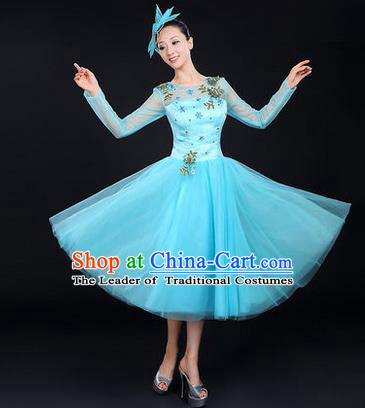 Traditional Chinese Yangge Fan Dancing Costume