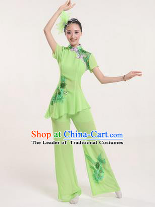 Traditional Chinese Yangge Fan Dancing Costume, Folk Dance Yangko Costume Drum Dance Classic Dance Green Clothing for Women