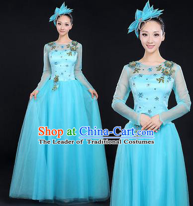 Traditional Chinese Yangge Fan Dancing Costume