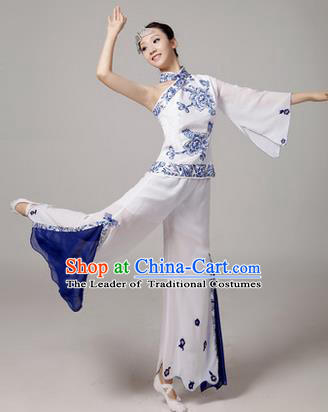 Traditional Chinese Yangge Fan Dancing Costume